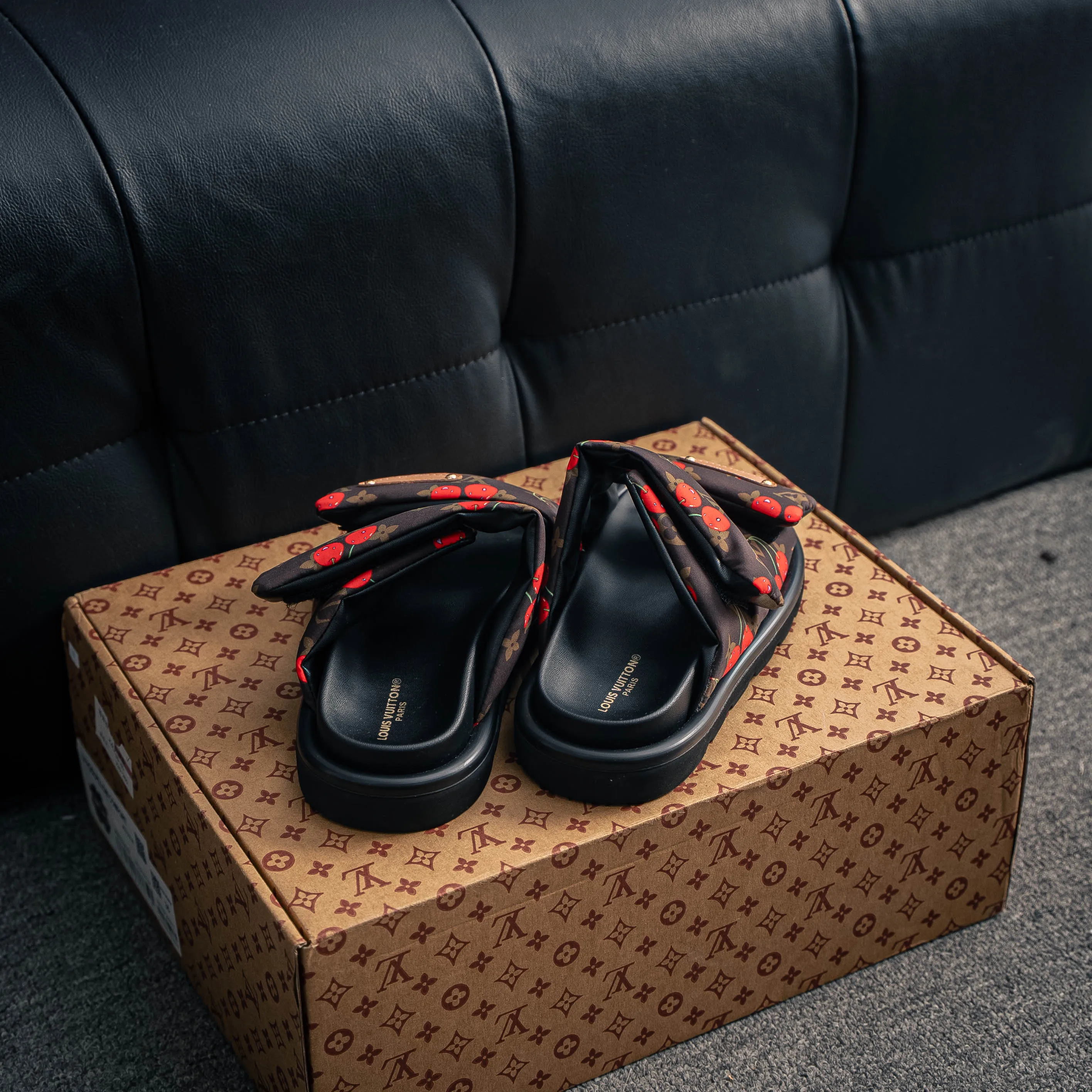# LOUIS VUITTON ｜ 2026ss /Takashi Murakami x LOUIS VUITTON Sandals 。